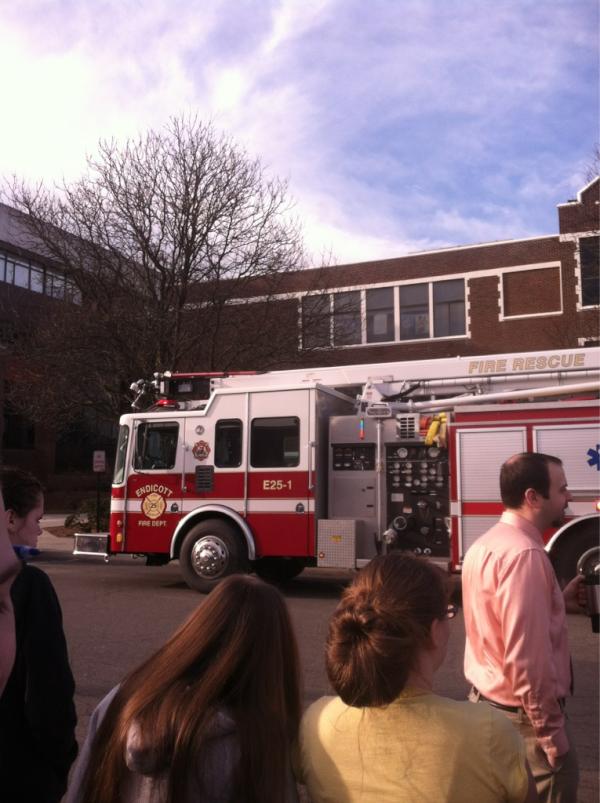 UEHSproblems's tweet image. Who the fuck pulled the fire alarm? It&apos;s cold as shit out here #ueproblems