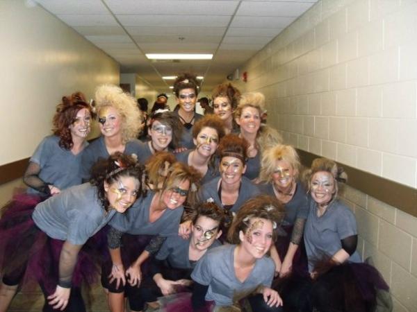 MissyOstrowski's tweet photo. Who ever said that God is not fun is a fool!! This was my favorite dance to this day :) Oh how i miss you ladies! http://t.co/UR2ZewPX
