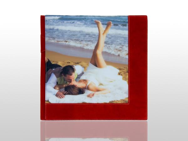 PielFortKIDS's tweet photo. RT @PielFort: Our election for today, made of beautiful passion red leather and with photo cover: http://t.co/NL95hA78 http://t.co/BbYOwHvF