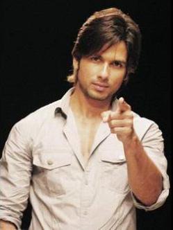 ShahidFC's tweet photo. hey you.....yes you ... im talking to u !!! http://t.co/SSeNBYtl