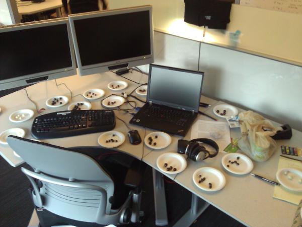 AgeMods's tweet photo. Luckily I know who the culprit is, and I spread the love all over his desk in return. ^BT http://t.co/VPvIEgoW
