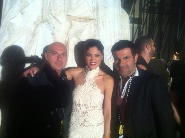 jovannavlachava's tweet photo. Συγκλονιστική @mairiboo με κορυφαία δημιουργία απο beloved @Deux_Hommes  #madwalk http://t.co/3lfrVLww