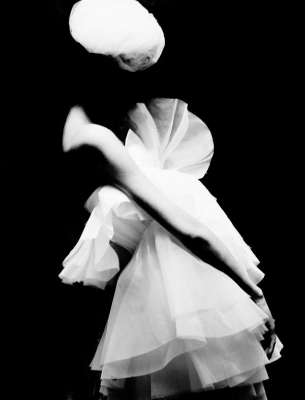 KIKIXUE's tweet photo. @francasozzani Lumiere d'Espoir by KIKIXUE for CITROEN http://t.co/Z8PywCmF
