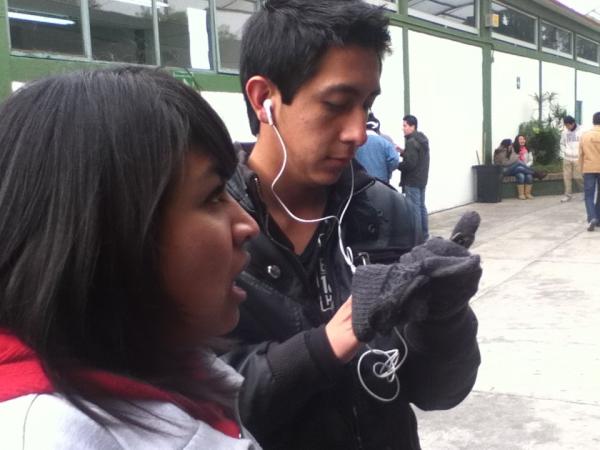 Loreecr's tweet photo. @JaviierPS @Vaneezhiitha http://t.co/zUWFKpTz