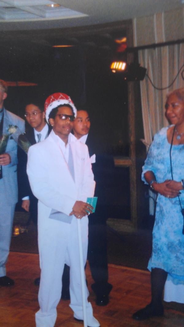 Yoli_Cakes's tweet image. #throwback #prom03 the king --&amp;gt; @AyoHollywood