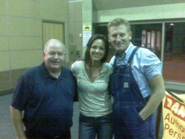 kscornhead's tweet photo. Looking forward to @joey+rory at the Opry duringt Commodity Classic. Met in 2010 during flight delay. Rory is a Kansan http://t.co/ieHcLcMy