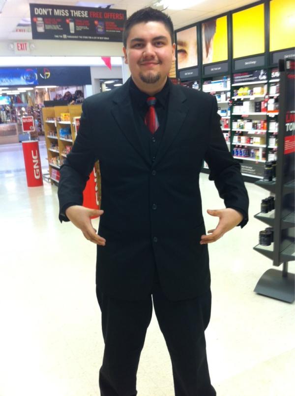 JeremyFreet7's tweet image. @TheRock can I get a shout out for #BootToAsses on my weight loss? Lost 105 lbs so far and can now look prett sharp!