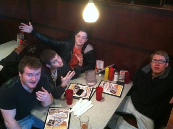 rebuilt_machine's tweet image. Pre-show chow down. #rebuiltmachine