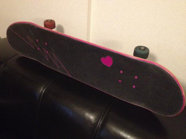 yask8er's tweet image. 娘のデッキを組みました。
早く滑りたいネ!!