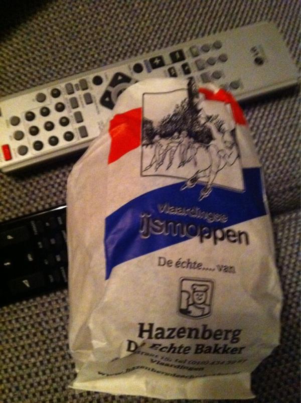 SandrinavdVoort's tweet photo. Alweer 3 jaar geleden maar ik heb ze weer! http://t.co/ROzlZxMz