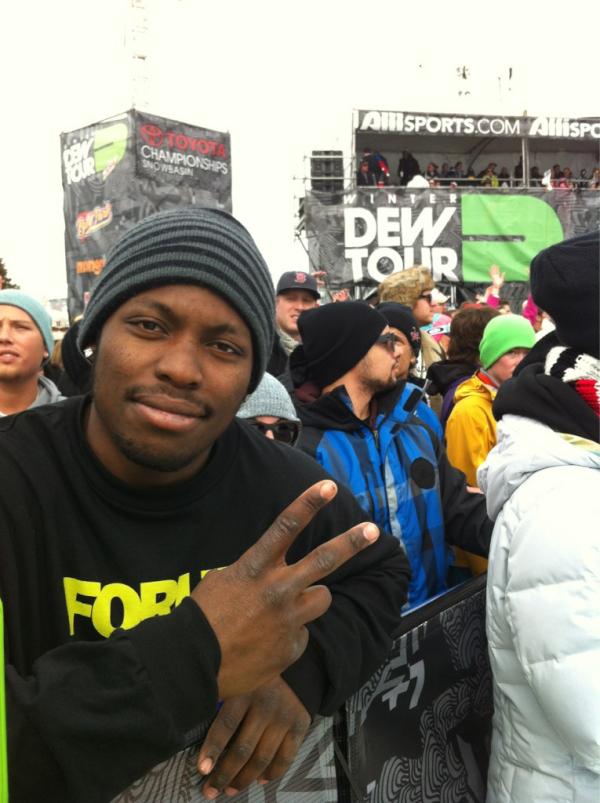 ForumSnowboards's tweet photo. @StevieBell801 #Dewtour 
Get back to work! http://t.co/vhGbMMnZ