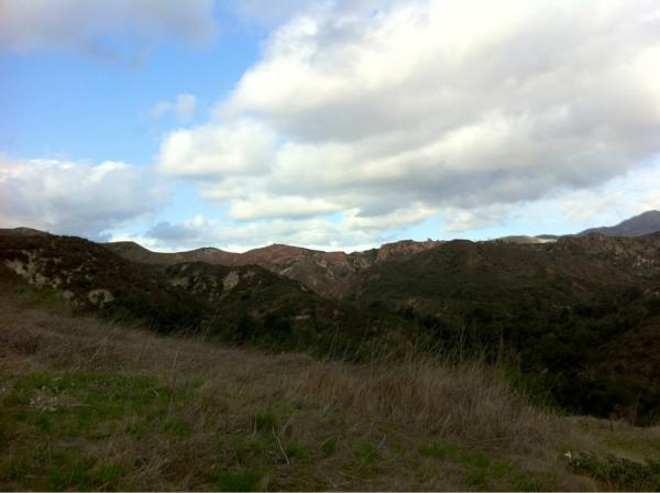 Bashiok's tweet image. Hiking day! Saw approximately one million squirrels, two woodpeckers, and a gopher. #WhitingRanch
