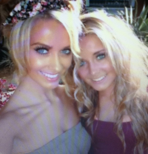 lauran_thomas's tweet photo. Baby sister. @LindziBabi http://t.co/07hVRYwL
