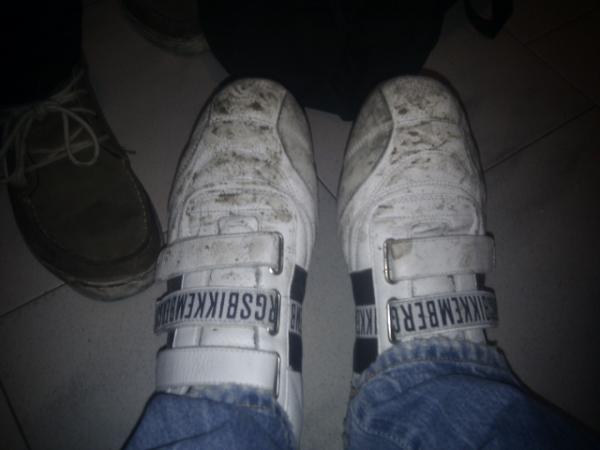 SteveBazzu's tweet photo. 2 Many...? http://t.co/p68s35bI