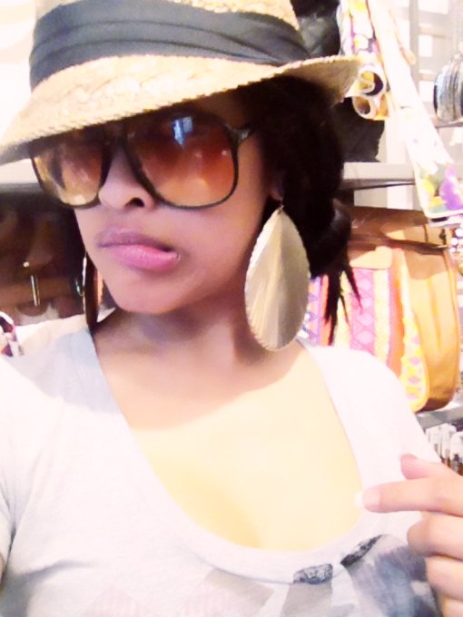 Xoxo new hat and earrings mmmmmmmmhmmmmmmmm @Mandy8Joy @CloverMiranda http://t.co/dOubfKYT<a class="tags" target="_blank" title="On Twitter" href="/?out=eyJ0eXAiOiJKV1QiLCJhbGciOiJIUzUxMiJ9.eyJpYXQiOjE3MjY1NDMyODgsImlzcyI6InR3cG9ybnN0YXJzLmNvbSIsIm5iZiI6MTcyNjU0MzI4OCwiZXhwIjoxNzU4MDc5Mjg4LCJyZWRpcmVjdF91cmwiOiJodHRwczovL3R3aXR0ZXIuY29tL01hbmR5OEpveSJ9.G1K0dUUGqSmKdC4ltCClFJbniybPgOm149q9HcYDq6PaSFgfxcSzTnUrPBxwmfNwooCqK_SVY2UgS_RxKZY-Yw">@Mandy8Joy</a><a href="/tag/socks"class="tags"><span>#socks</span></a><a href="/tag/sweaty"class="tags"><span>#sweaty</span></a><a href="/tag/struggle"class="tags"><span>#struggle</span></a><a href="/tag/yikes"class="tags"><span>#yikes</span></a><a href="/tag/24hourfitnes"class="tags"><span>#24hourfitnes</span></a>
