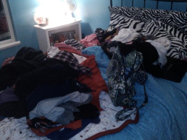 rmurphy25's tweet image. Lol where am I supposed to sleep tonight? #needtoclean