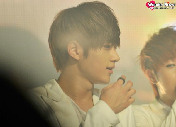 120110 출국, 120128 마카오공연 사진 업로드! 단콘 업로드를 위해, 그동안 미뤄둔 사진 폭풍 업로드^0^ 단콘은 조금만 기다려주세요! 미리보기는, 천사같은 명수♥ wonderboys7.com