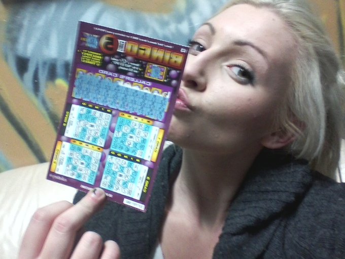 Layden Sinn’s pics and videos