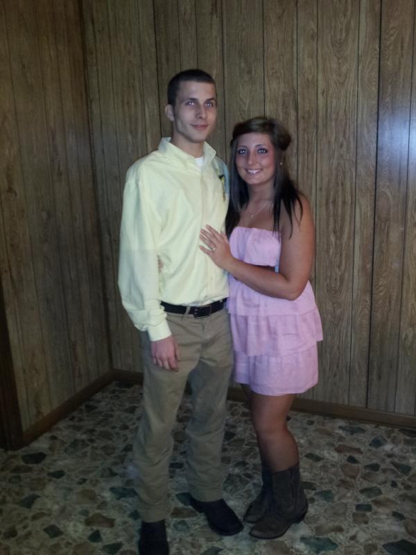 brookjensen_5's tweet photo. Me and my sweetheart! <3 http://t.co/XfH1cewZ