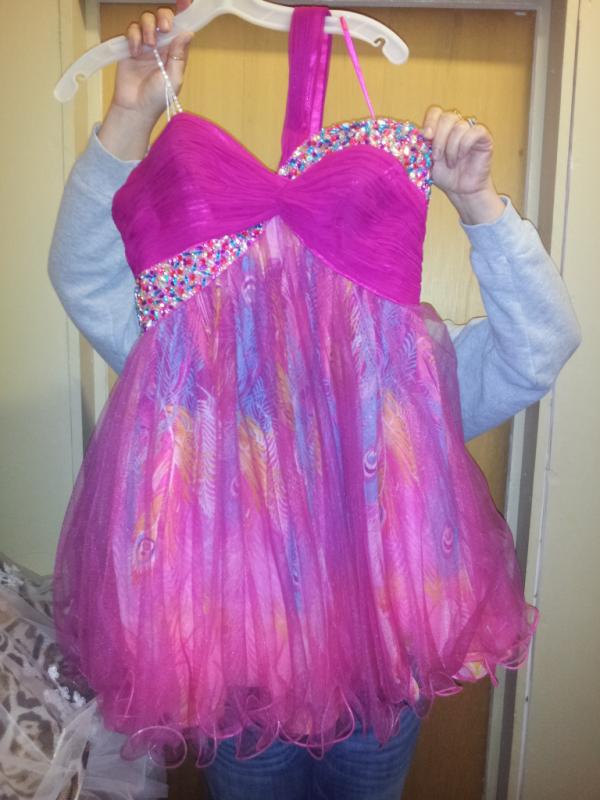 brookjensen_5's tweet photo. Prom dress! :) http://t.co/lZOJU9qw