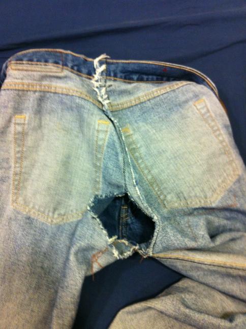 leonpoulton's tweet photo. Had a little accident in @balletboyz torsion solo!!! #balletboyzontour http://t.co/m6w3Uxrg