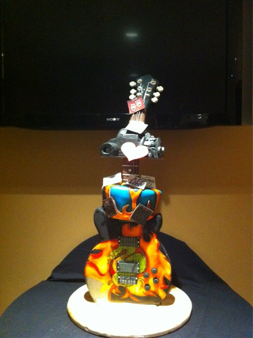 Hard Rock made Vince this bad ass cake for his Birthday. Well deserved!!! :) http://t.co/BW8zSFSA