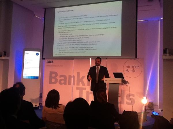 BBVASpark's tweet image. Restarting #simplebank after a warm coffee break. Now Oliver Wyman: "Emerging trenes in a new ranking era"