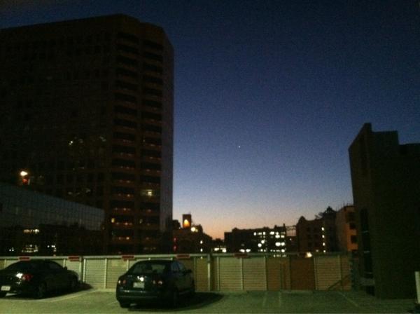 beINFLITE's tweet photo. In bed late and up before the sun that's #inflite #entrepreneur http://t.co/7IASBUSZ