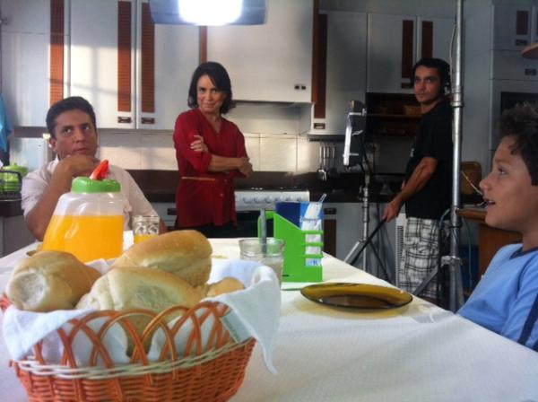 ImaginareFilmes's tweet photo. Uma SUPER GLOBAL para uma SUPER PRODUÇÃO. Regina Duarte nos bastidores da Imaginare Filmes. Criação da Fórmula P. http://t.co/crAHj1Iw
