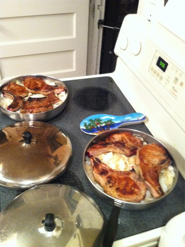 dm656281's tweet photo. Cooking swag #ironchefwho http://t.co/mtIMEYPF
