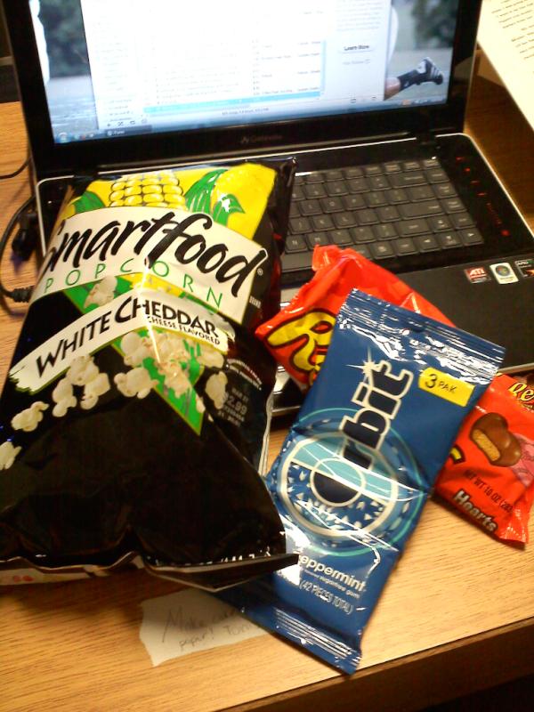 King_Henry56's tweet image. @paige_leann23 knows me all too well. #reeces #smartcorn