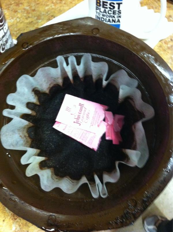 Tobyevv's tweet photo. Not a wow moment  the trash can is 2feet away and you only left a drop of coffee http://t.co/TXI6pYZx