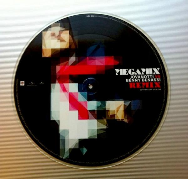 in arrivo in vinile e download (la foto è del vinile,appena ricevuto ancora caldo) MEGAMIX remix by <a href="/BennyBenassi/">Benny Benassi</a>