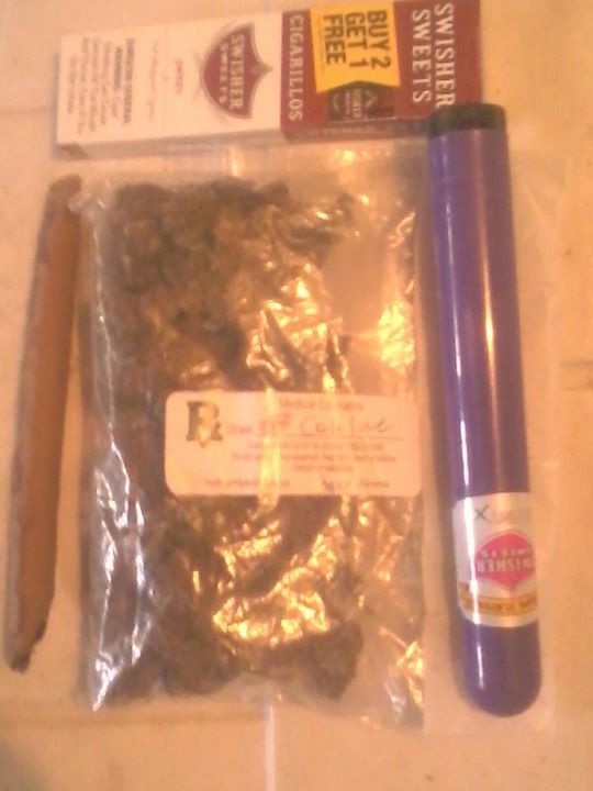 kinghoodypge's tweet image. Kushin it #PAPERGANG #paperlife