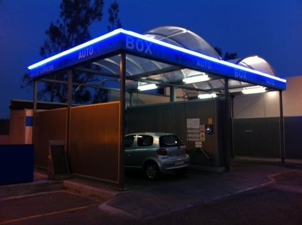 Gasolinera Juan grande boxes