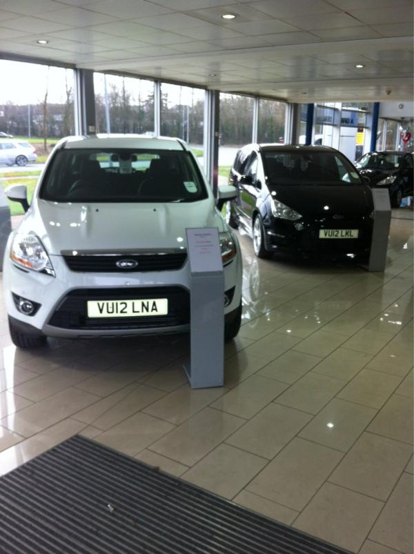BSMRedditch's tweet photo. Getting ready to WOW customers for 1st of March deliveries http://t.co/Q6oQiMsq
