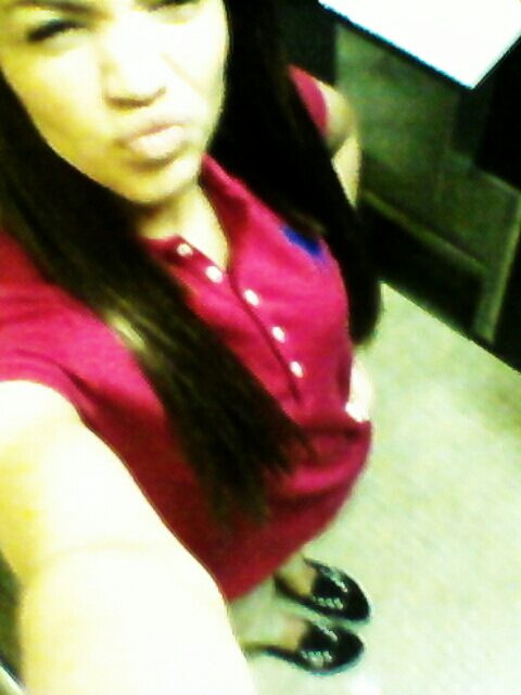 lesliegrace's tweet image. #notmatching :}