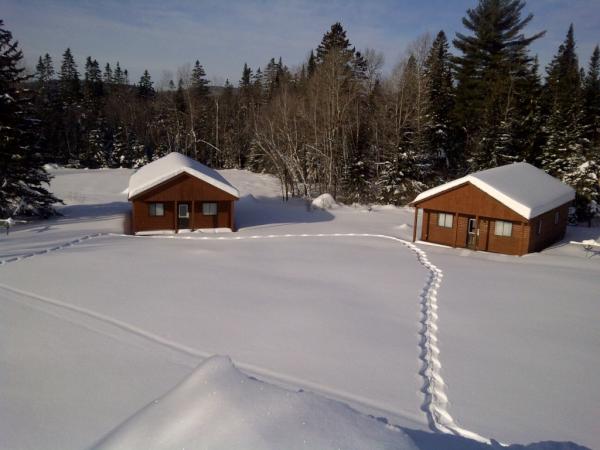 CBBjarred's tweet photo. Awesome... CBB covered in snow! Still can't wait for it to melt! http://t.co/CaN5MpRp