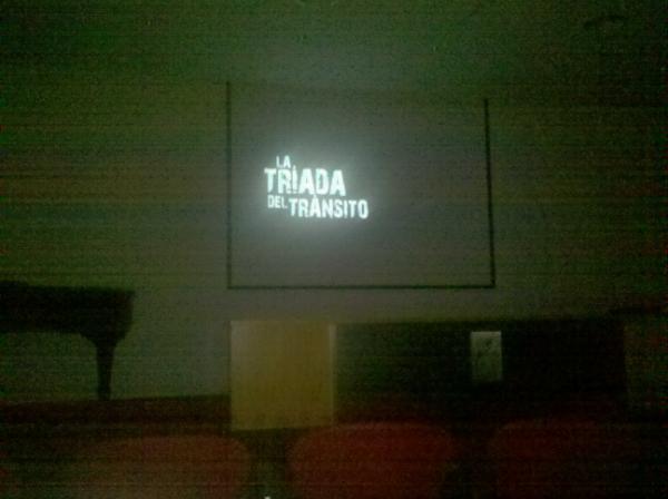 Latriadadeltran's tweet photo. Allá va! http://t.co/4zNJYkAg