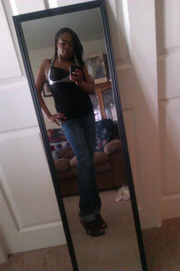 Lady_Aryes's tweet photo. New pic http://t.co/COJjWxgF
