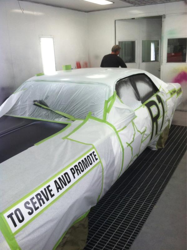 ESPNMcGee's tweet photo. I am SO in! RT @Andy__Rock: McGee has to be my first rider. Lol. #Rockmobile get your wayfarers dude. http://t.co/vQDCng2k