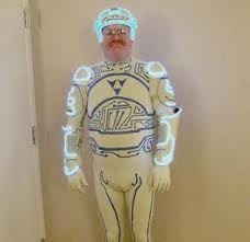 Sports_Billy's tweet image. As I am moving to the Tron soon, I need to get me a suit like this! #Hamiltron #cityofthefuture #futurehale