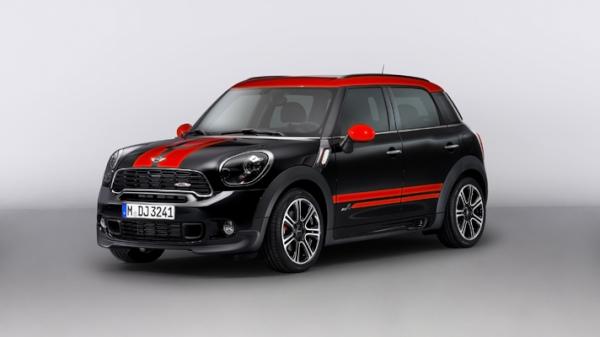 BRANDirector's tweet photo. MINI Countryman to get the John Cooper Works treatment, set to debut at the Geneva motor show in March. http://t.co/JwFtvRVg