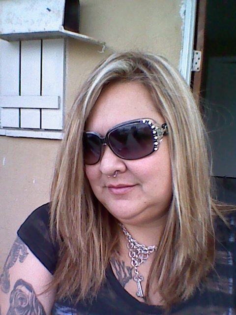 Getting ready to go out to lunch http://t.co/l3yPJpOA<a href="/tag/bbw"class="tags"><span>#bbw</span></a><a href="/tag/itscoldoutside"class="tags"><span>#itscoldoutside</span></a><a href="/tag/offwork"class="tags"><span>#offwork</span></a>