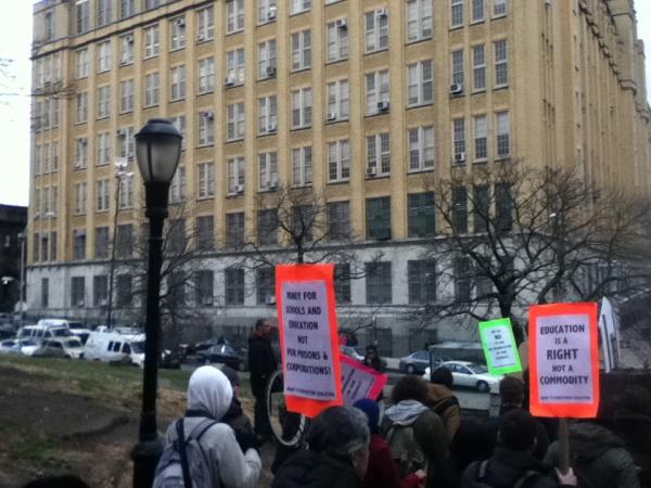 As we approach <a href="/NYCSchools/">NYC Public Schools</a> mtg: "Hey Bloomberg, whadya say? How many schools did you close today? #M1 #studentwalkout