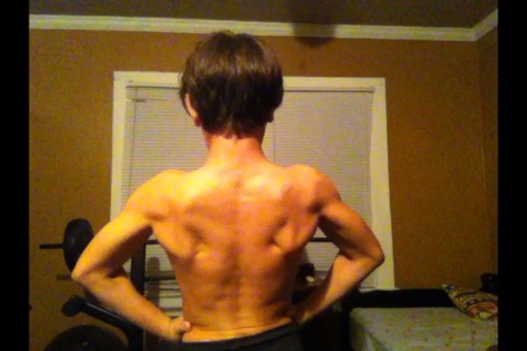 topmuscle1's tweet photo. Working on my back!! http://t.co/MimMfHYe