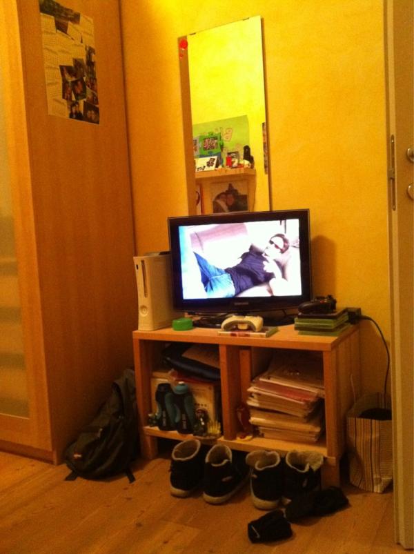 FGrugnetti's tweet photo. @OnetaF un po' di TV!! http://t.co/R1MJiUGw