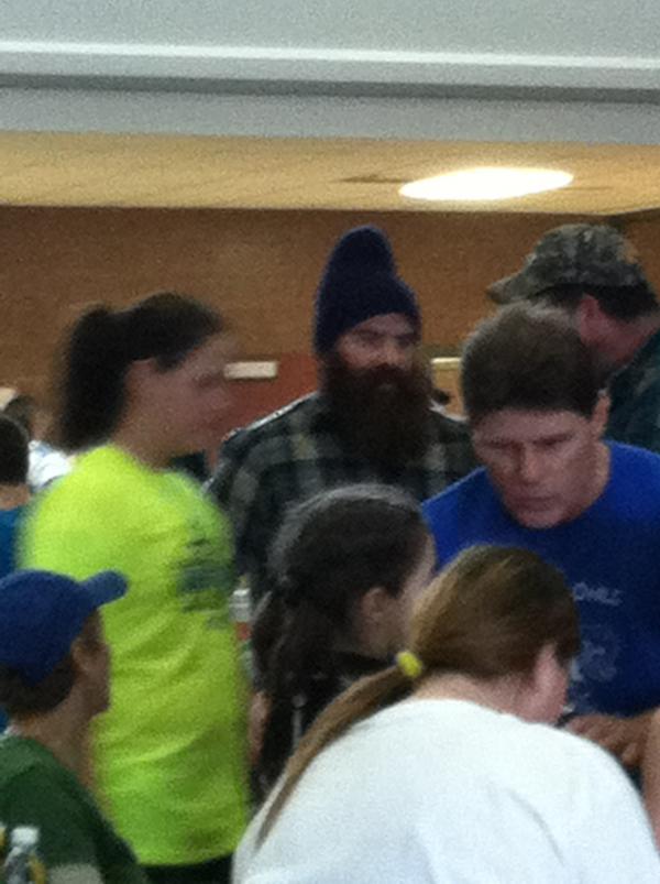 GrumpyYorke's tweet image. Paul Bunyan has been spotted.