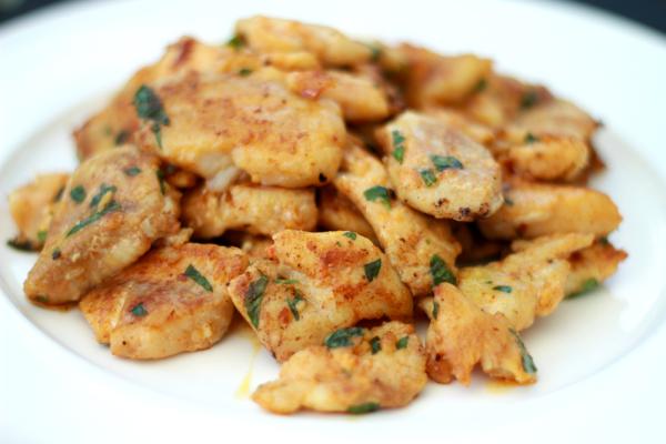 adrev's tweet photo. This mornings catch I just cooked on the BBQ for lunch. Tailor filets, garlic,parsley, & sweet paprika! http://t.co/DOjtXZVF