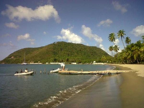 Nature_I_Dive's tweet photo. Purple Turtle Beach in Portsmouth. Day off for Carnival. Relaxing at the beach! http://t.co/1fZVFZfb